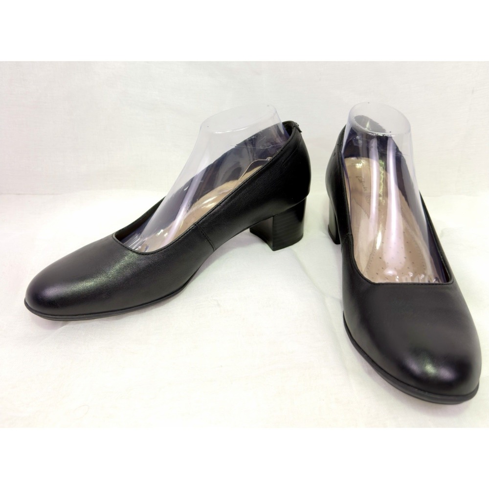 Clarks Womens 10 M Black Leather Pumps Comfort Cushion Block Heel Career Shoes